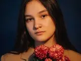 AmelieWans shows toy online
