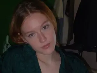 BronwynDivens toy webcam jasmine