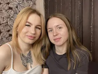 ElwynaAndLora livejasmine shows shows