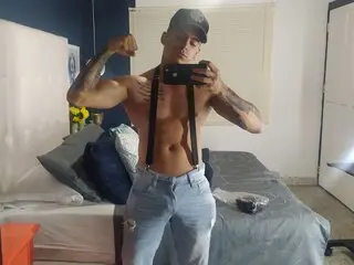 EnzoThomson online cam live