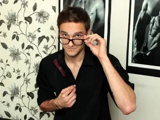 FrankHandsome show recorded livejasmin