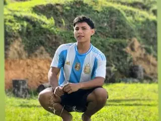 RichardTomson live online show