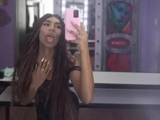SamyFalls webcam jasmine hd